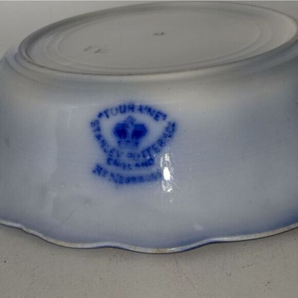 Beautiful antique flow blue soup bowl - Picture 4 of 5